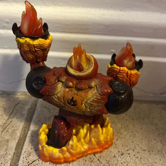 Tree Rex & Hot 🔥 Head from Skylanders: Giants Figures - Picture 3 of 7